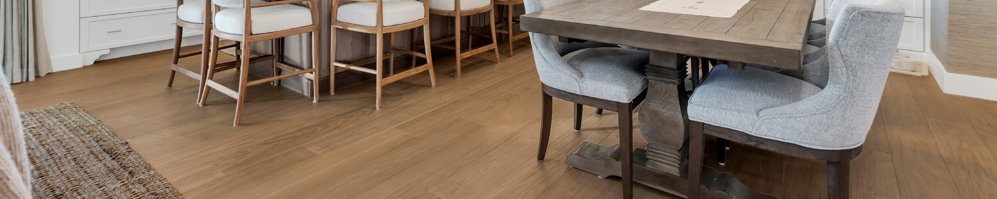 Landers-Her-Hardwood-RIVA SAND 4-2000x400