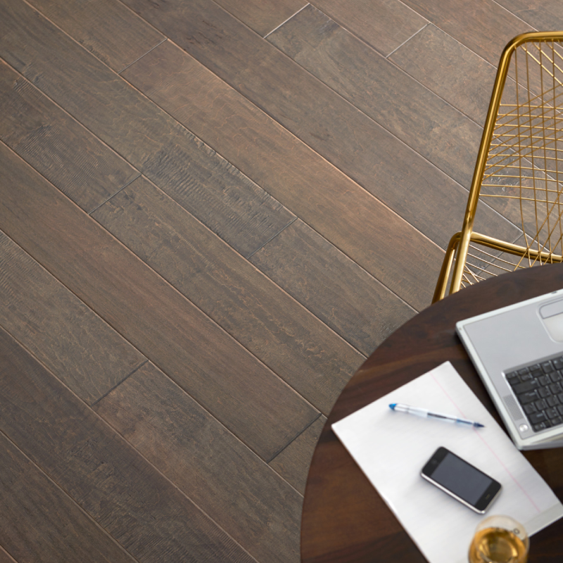 Landers-Hardwood-DARK WOOD CLOSE UP - MAPLE-800x800