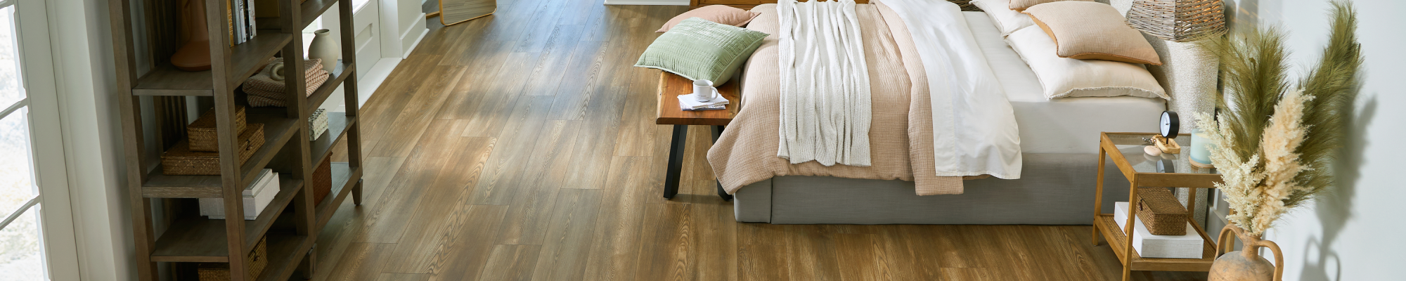LVP-Flooring-Hero-Banner-2000x400