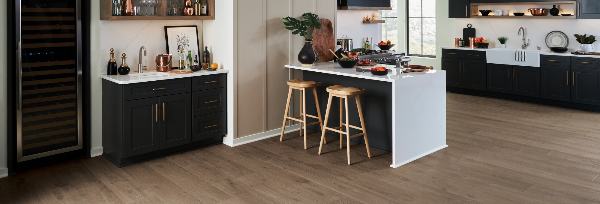 Landers-Premier-Laminate-Flooring-Hero-2000x680
